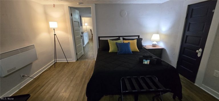 1856 Lampson Road #UP, Cleveland, OH - Photo 3