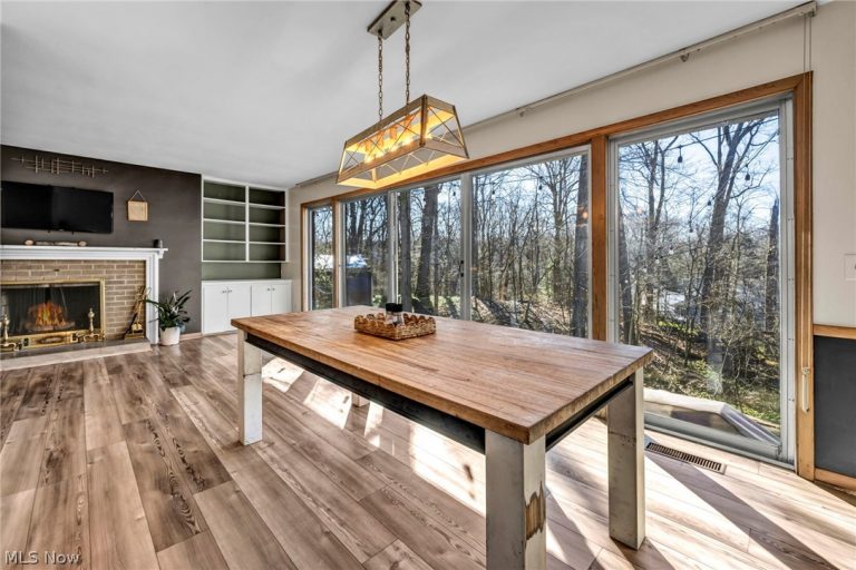 1332 Shanabrook Drive, Akron, OH - Photo 8