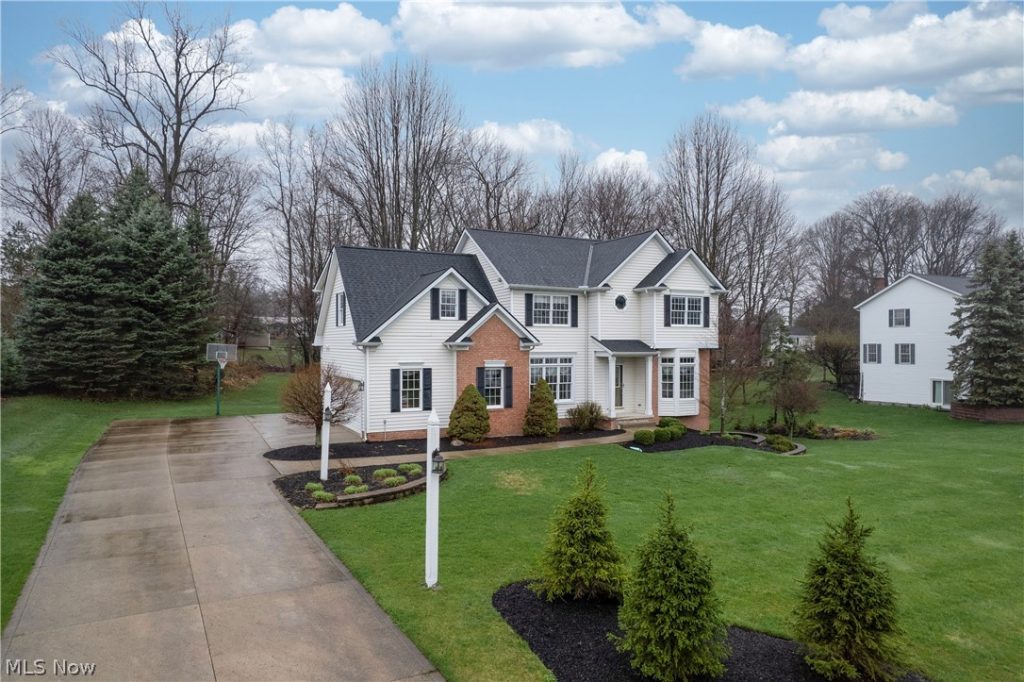 5690 Canyon View Drive, Perry, OH