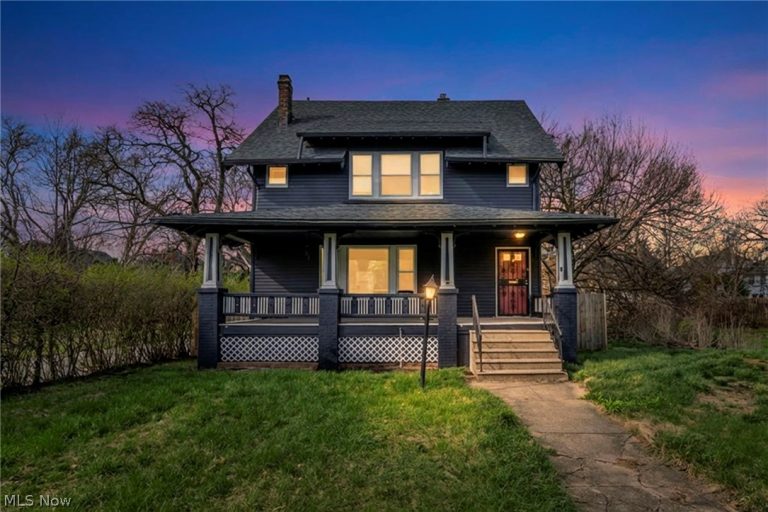 10803 Grantwood Avenue, Cleveland, OH, 44108