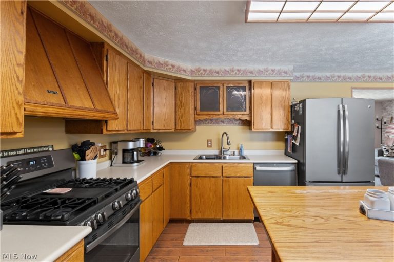 542 Snively Avenue, Massillon, OH - Photo 5