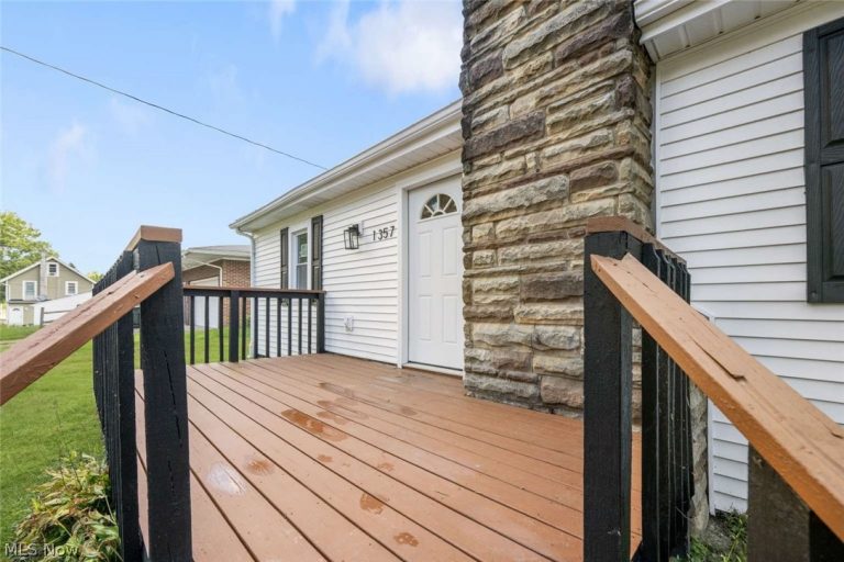 1357 Shanafelt Avenue, Akron, OH - Photo 6