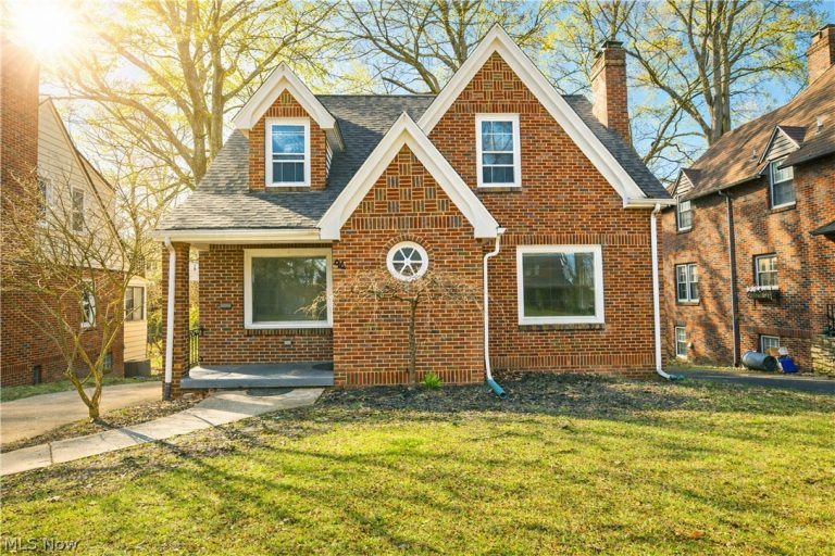 94 Jennette Drive, Youngstown, OH - Photo 4