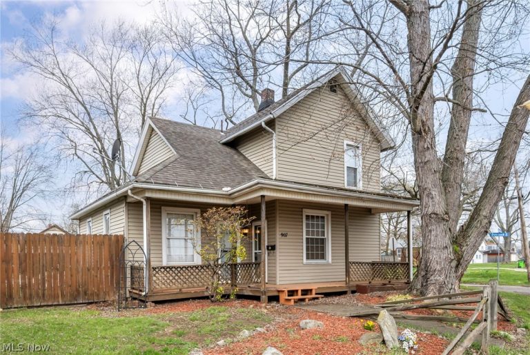 907 Duncan Street, Massillon, OH - Photo 2