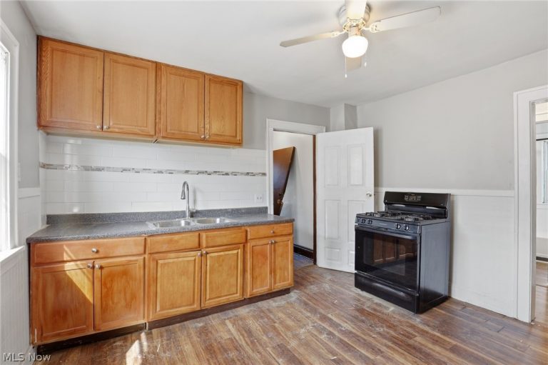 4124 139th Street, Cleveland, OH - Photo 6