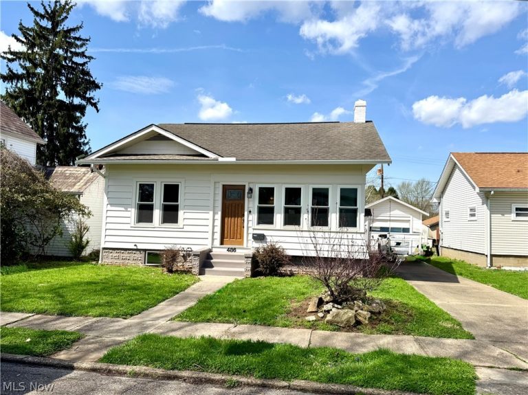 486 Mckinley Avenue, Newcomerstown, OH, 43832