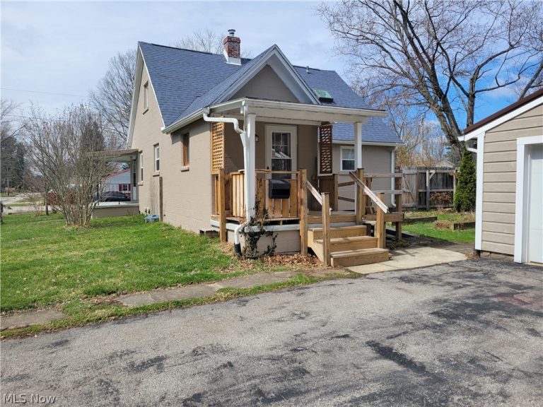 835 Mae Street, Kent, OH, 44240