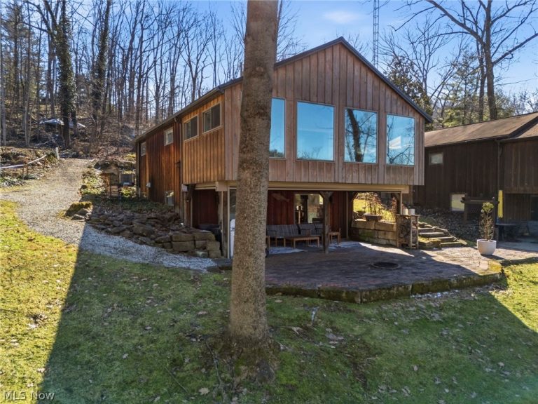 3133 Rockwood Drive, Carrollton, OH - Photo 3