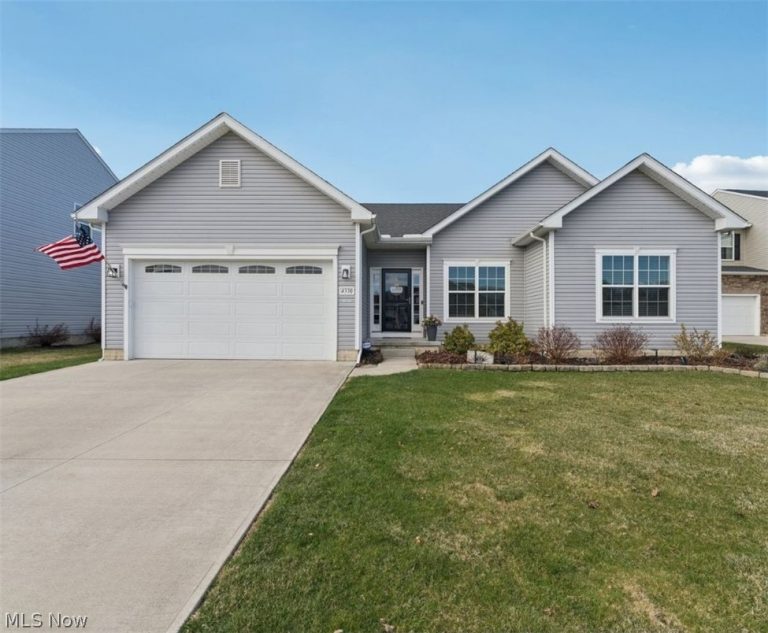4330 Weathervane Drive, Lorain, OH - Photo 2