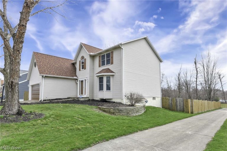 3090 Uxbridge Drive, Brunswick, OH - Photo 4