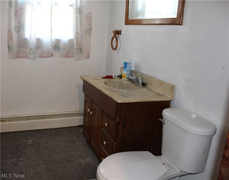 1258 Hawthorne Avenue, Canton, OH - Photo 6