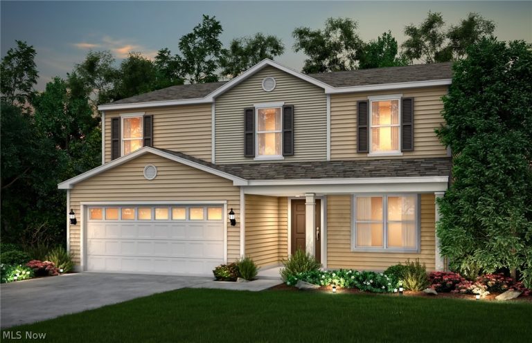 135 Country Meadow Lane, Wadsworth, OH, 44281