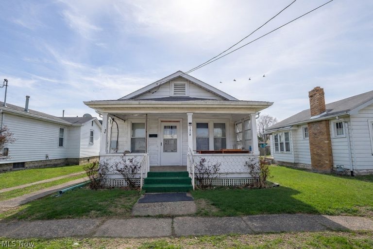 1318 36th Street, Parkersburg, WV, 26104