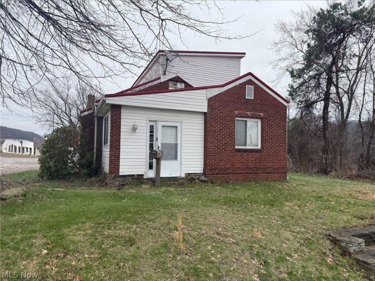 410 Palissey Street, East Liverpool, OH - Photo 6