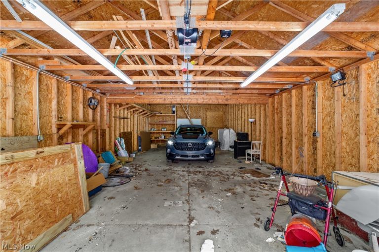 3739 36th Street, Cleveland, OH - Photo 2