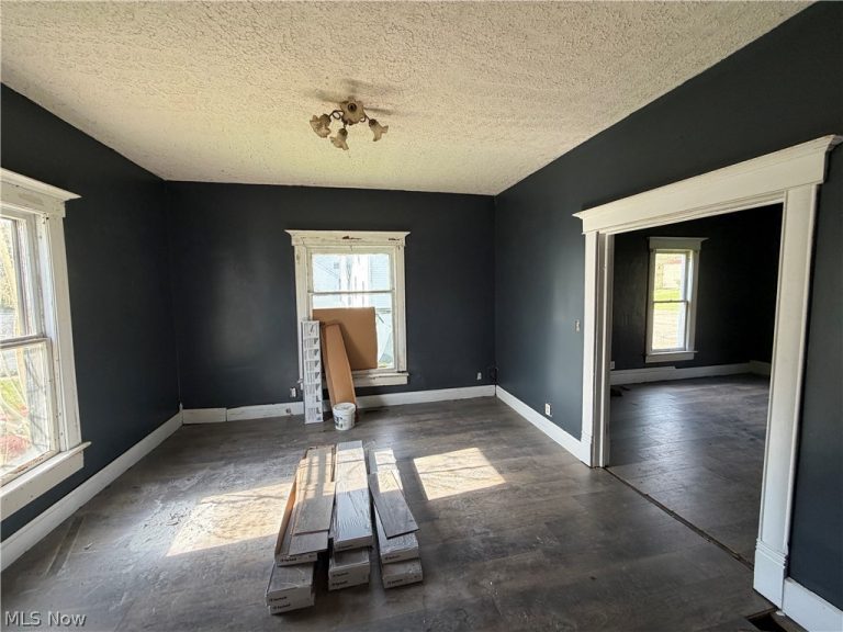 456 8th Street, Mcconnelsville, OH - Photo 2