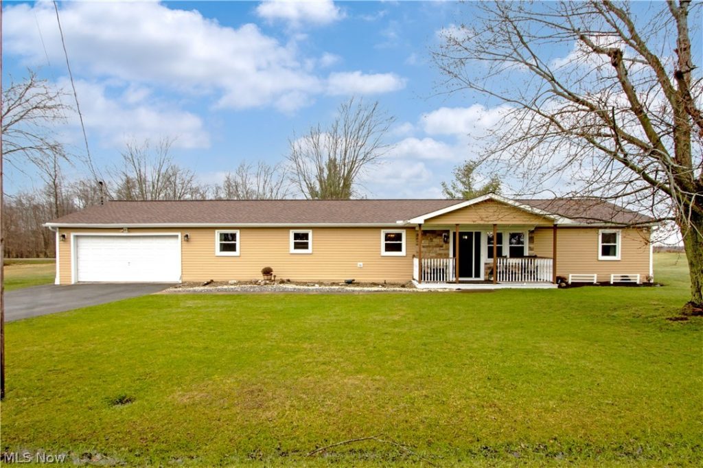 4054 Cinnamon Drive, West Salem, OH