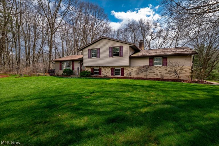 12432 Ledgeview Street, Canal Fulton, OH, 44614