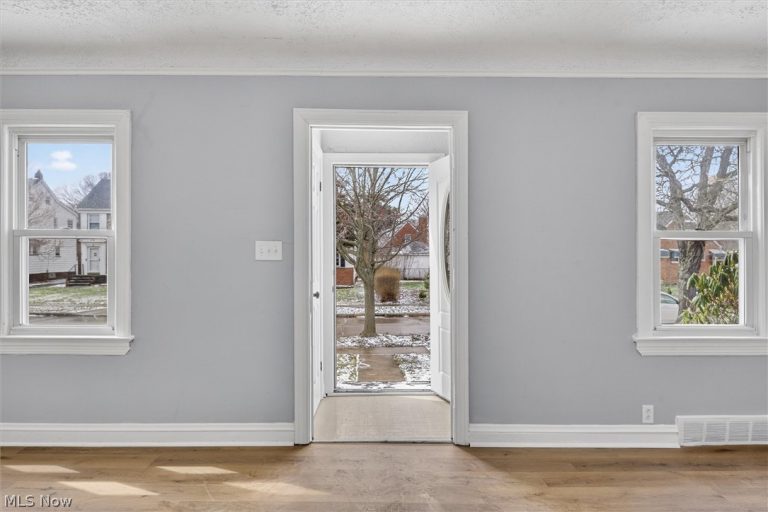231 210th Street, Euclid, OH - Photo 3