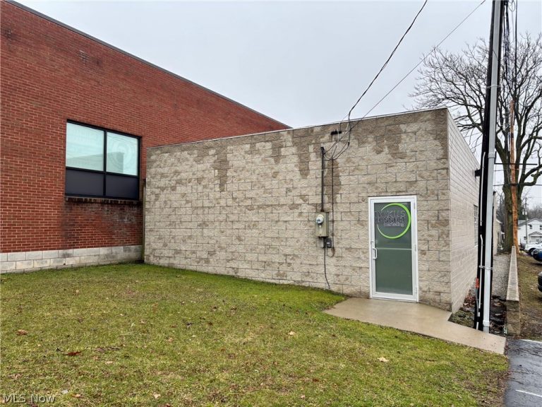 333 Liberty Street, Wooster, OH - Photo 3