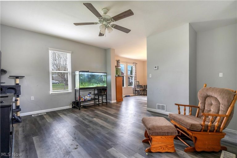 2235 20th Street, Canton, OH - Photo 3