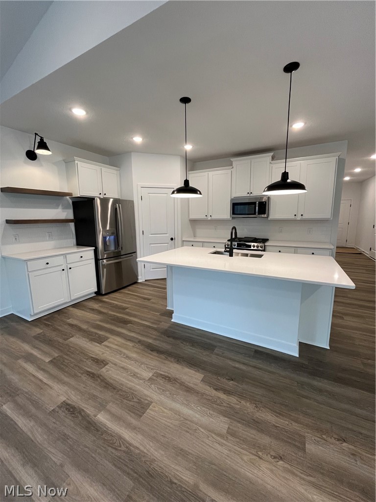 421 Pheasant Run, Elyria, OH - Photo 2