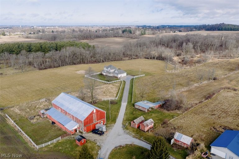 9265 Georgetown Street, Louisville, OH - Photo 4