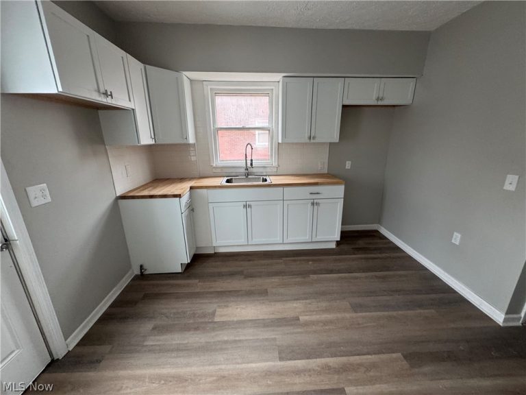 1046 21st Street, Lorain, OH - Photo 3