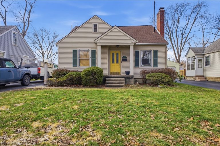 696 Meadowbrook Avenue, Warren, OH, 44484