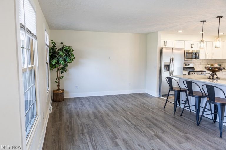 1224 Grassmere Street, North Canton, OH - Photo 5