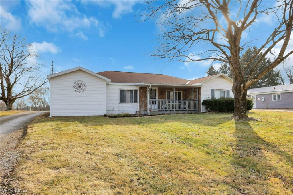 3900 Chandlersville Road, Zanesville, OH