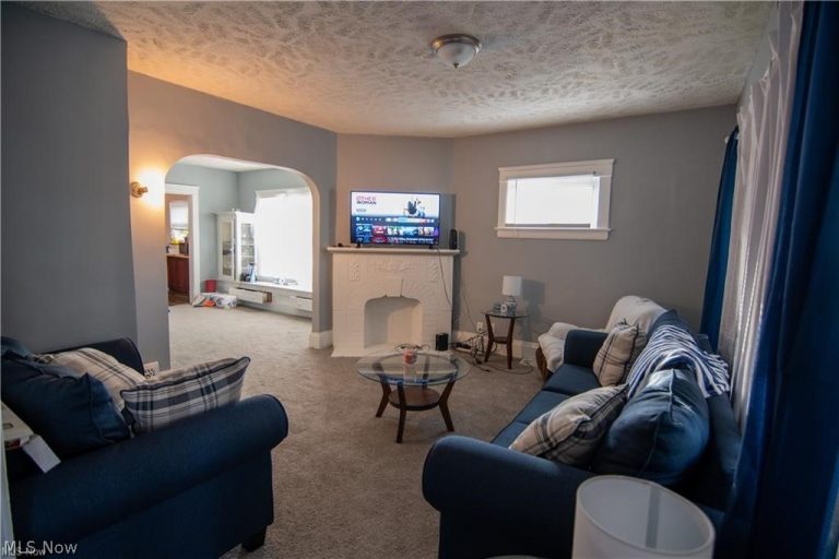 9904 Parkgate Avenue, Cleveland, OH - Photo 3