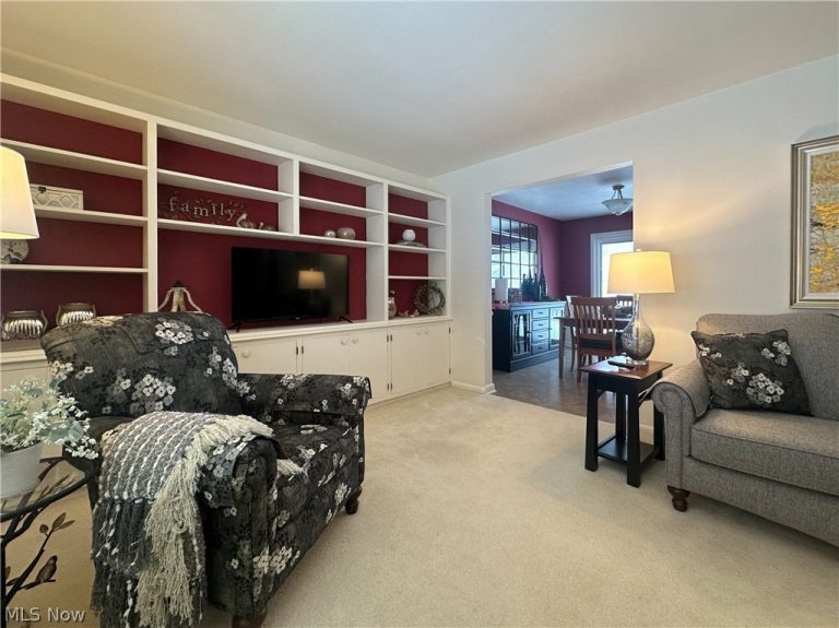 7915 Brookwood Street, Warren, OH - Photo 5