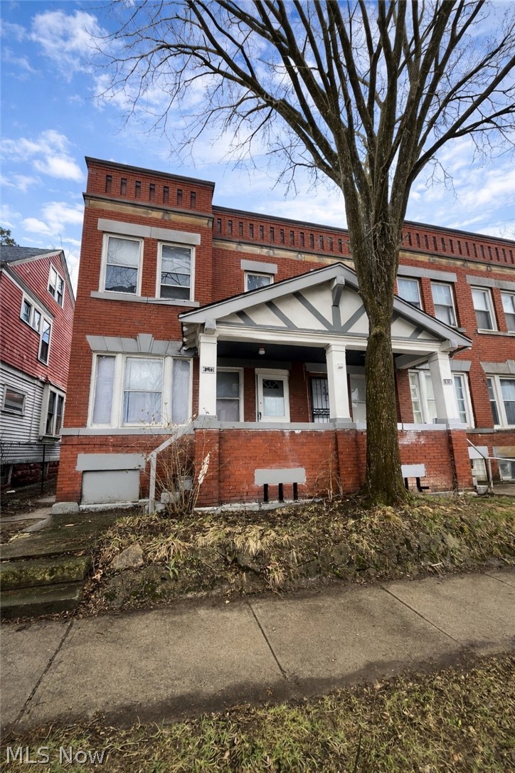 1818 Knowles Avenue, East Cleveland, OH - Photo 2