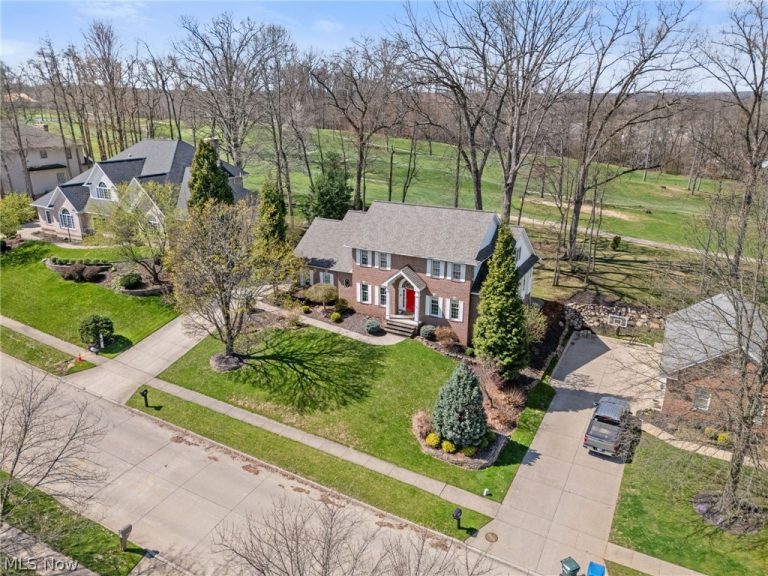 2872 Ironwood Drive, Green, OH - Photo 2
