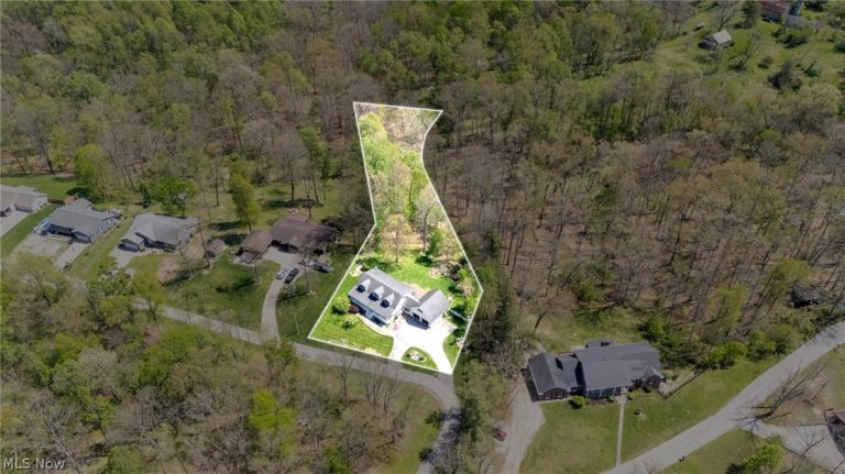 40 Whitetail Drive, Parkersburg, WV - Photo 6
