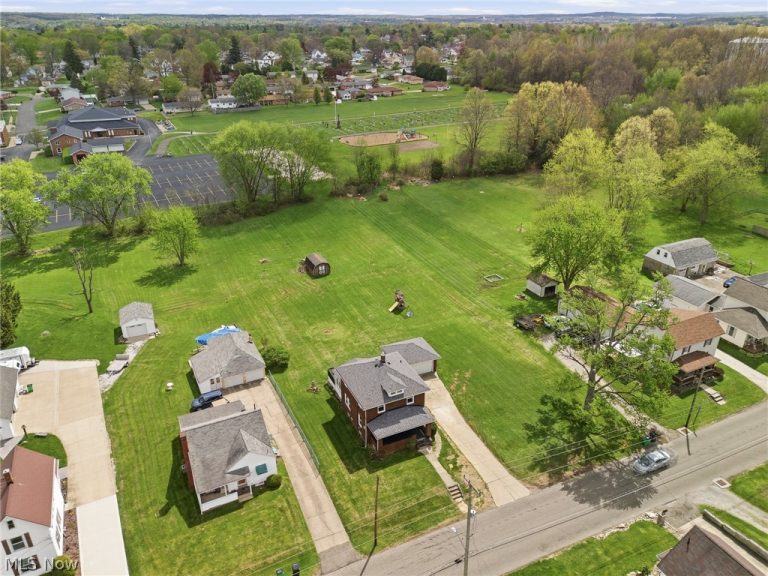 574 29th Street, Massillon, OH - Photo 8
