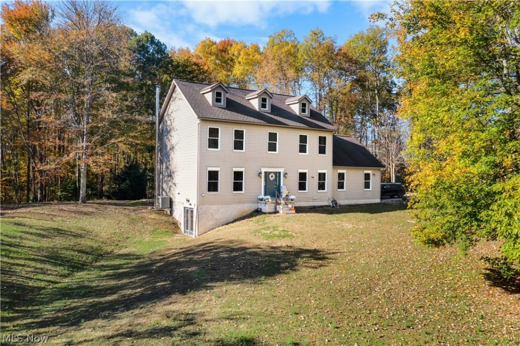 8737 Glenwood Road, Cumberland, OH