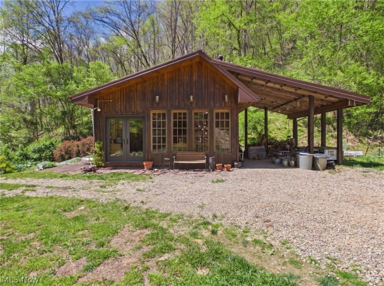 1000 Coon Fork Road, Arnoldsburg, WV - Photo 3