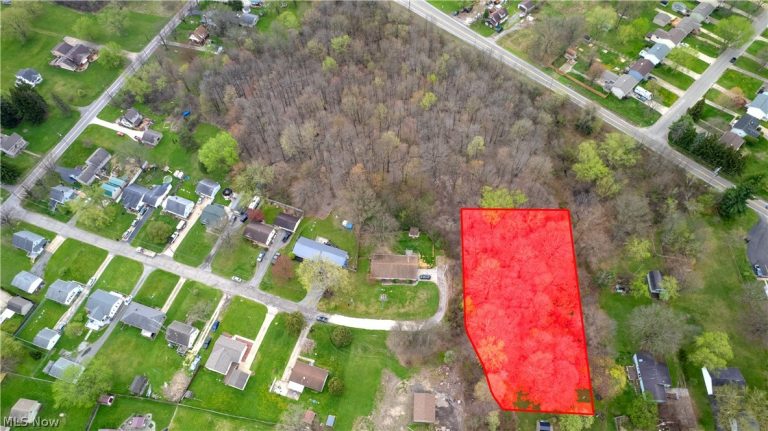 Mary Jane Drive, Girard, OH - Photo 4