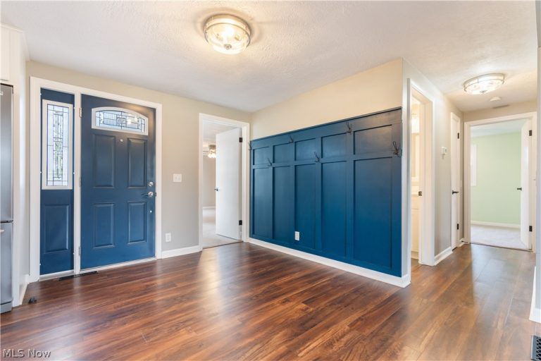 7825 Oakdale Street, Massillon, OH - Photo 5