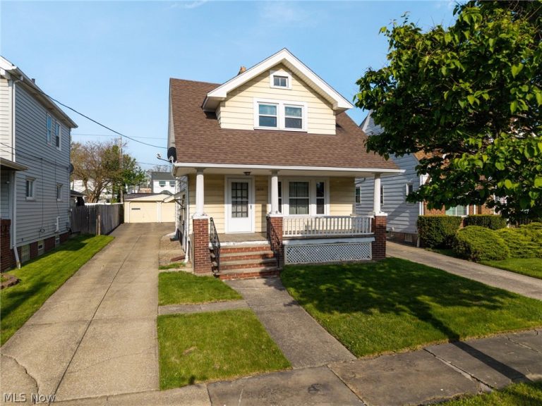 4076 49 Street, Cleveland, OH, 44144