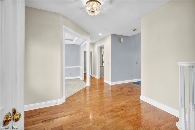 3795 Heathery Circle, Medina, OH - Photo 8