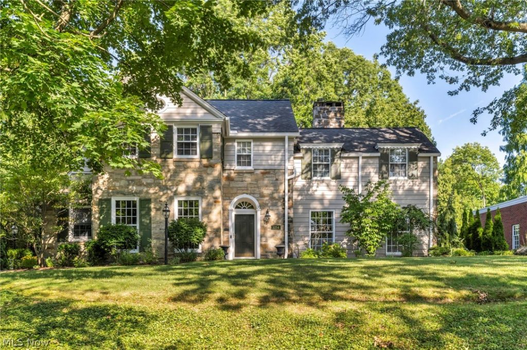3254 Belvoir Boulevard, Beachwood, OH