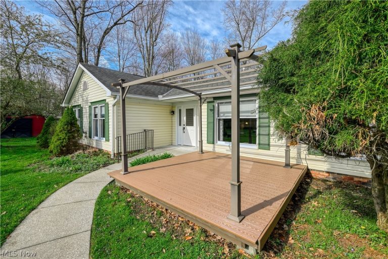 8873 Cooley Road, Ravenna, OH - Photo 3