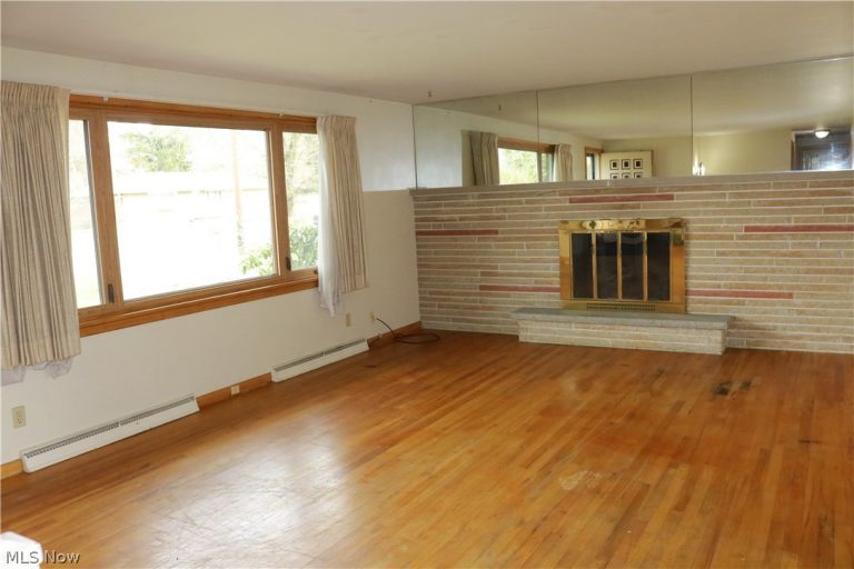 3788 Carl Street, Uniontown, OH - Photo 4