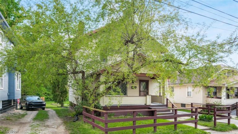 954 Pershing Road, Zanesville, OH - Photo 5