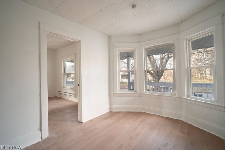 9714 Orleans Avenue, Cleveland, OH - Photo 4