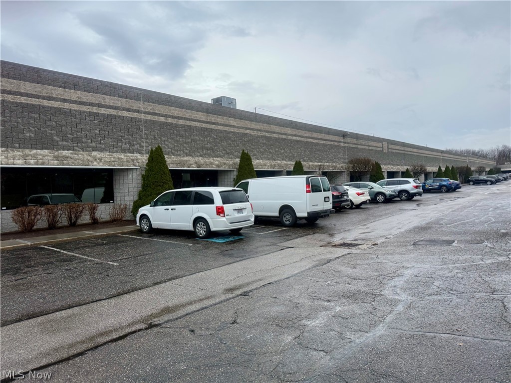 2307 Aurora Road #B-9, Twinsburg, OH