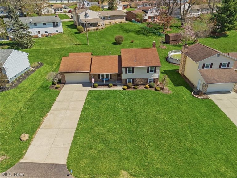 930 Bellarbor Avenue, Canton, OH - Photo 3